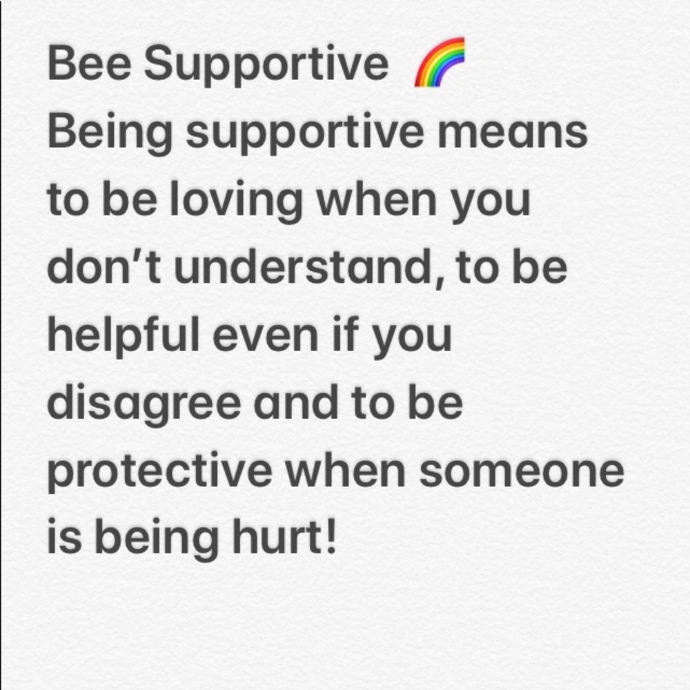 🎁LGBTQ Bee Supportive Sterling Silver Necklace - Picture 6 of 8